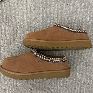UGG Tasman II Slippers - CHESTNUT